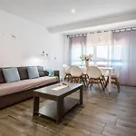 Vistas Mar Bahia Апартаменти *